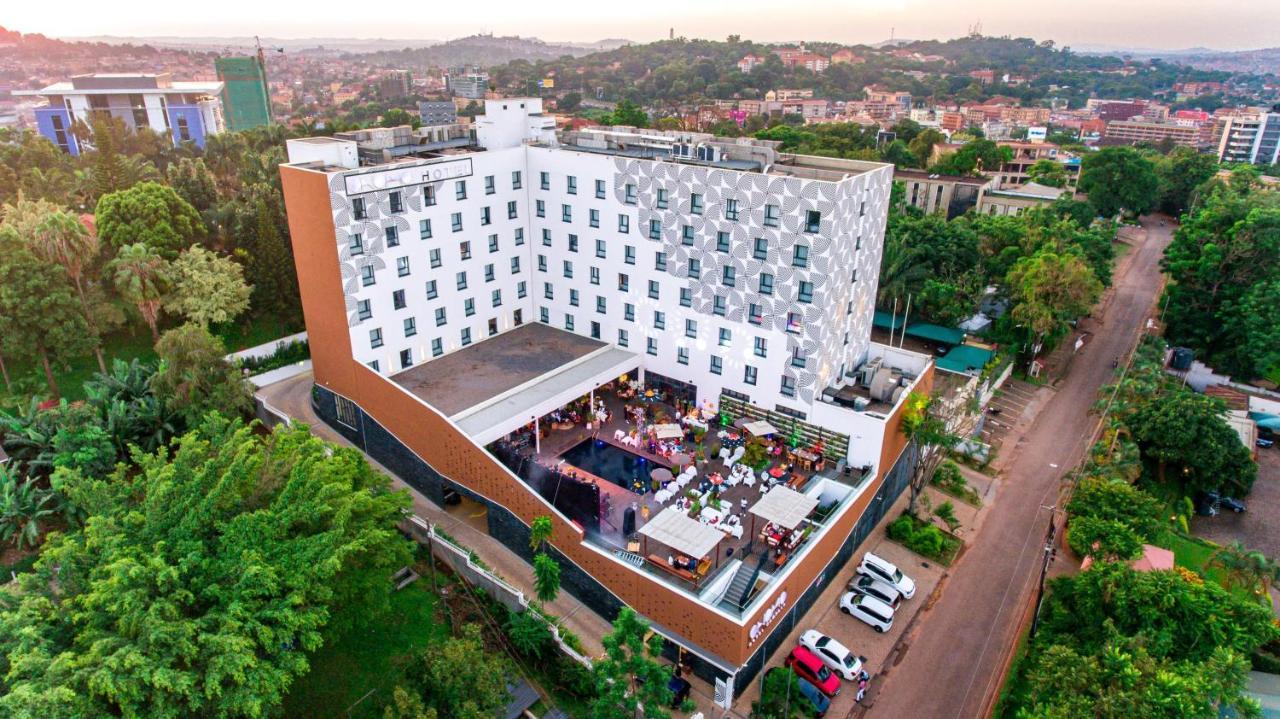 Onomo Hotel Kampala Exterior foto